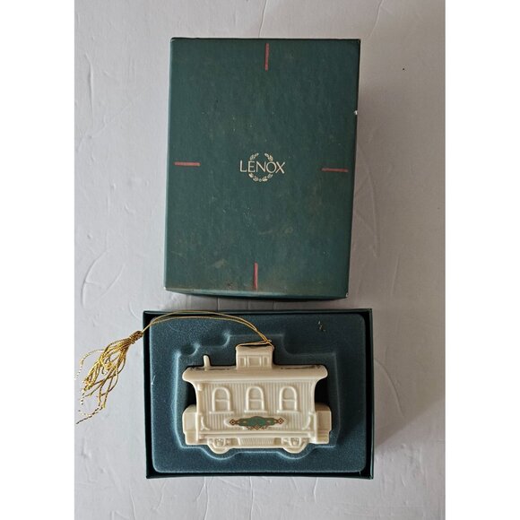 Lenox Christmas Porcelain Ornament: Yuletide Express Caboose (1989) - Picture 2 of 6